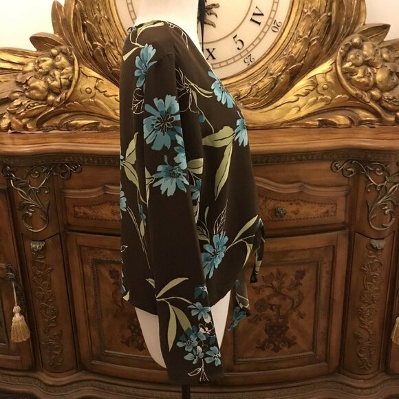 ALFRED DUNNER. Floral Open Front Tie Top with Attached Tank. Size 12P.     B16 - Picture 4 of 6